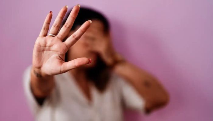 Cartilha reúne orientações às brasileiras no exterior sobre violência